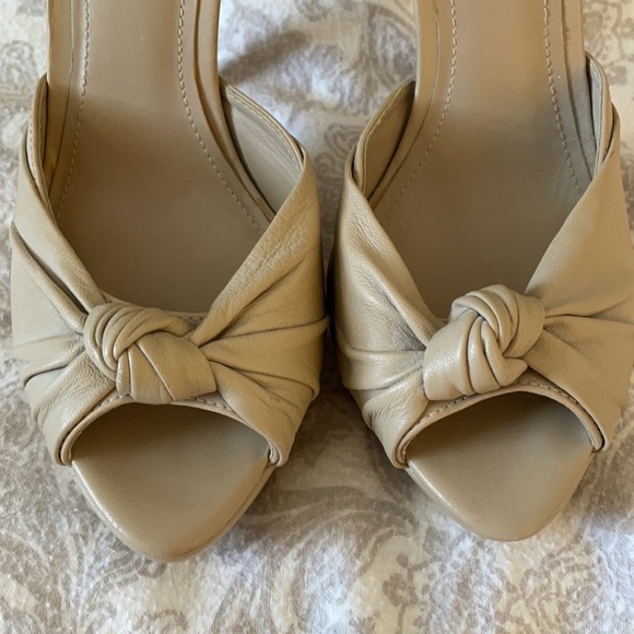 Aldo Pin-Up Inspired Platform Ankle Strap Heels size 37 - Picture 6 of 11